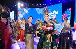 Ketua Dekranasda Jatim Arumi Bachsin Jadi Juri Bojonegoro Wastra Batik Festival 2026