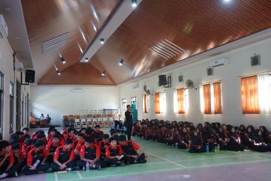 Berbagi Pengetahuan K3 Industri, fave hotel Kediri Menjadi Guru Tamu di SMKN 1 Bagor Nganjuk