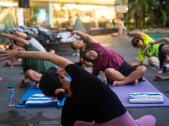 Wyndham Surabaya City Centre Peringati Hari Yoga Internasional 2026 dengan Sunset Yoga