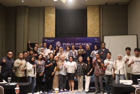 Swiss-Belinn Manyar Surabaya Perkuat Posisi sebagai Hotel Bisnis Melalui Workshop “Public Speaking Class”