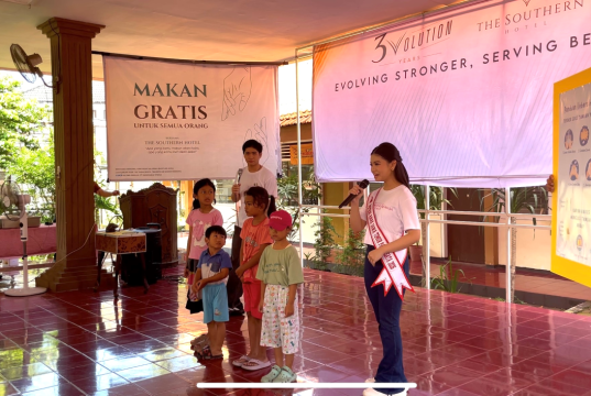 The Southern Hotel Surabaya Gelar “Road to Anniversary 3volution” Melalui Kegiatan Makan Siang Gratis untuk Masyarakat