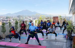 Hotel dengan Kolam Renang Outdoor dan View Pegunungan di Malang, Tempat Ideal untuk Staycation dan Olahraga