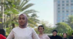 Dukung Gaya Hidup Sehat, Java Paragon Hotel Surabaya Gelar Morning Yoga dalam Rangkaian Simply Wellness