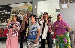 Hotel Ciputra World Surabaya Wujudkan Kepedulian Sosial melalui Kegiatan CSR di Griya Wreda Surabaya