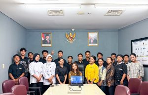 Trainee to Trainee : Anak Magang Memberi Materi Pada Karyawan & Sebaya di Crown Prince Hotel Surabaya