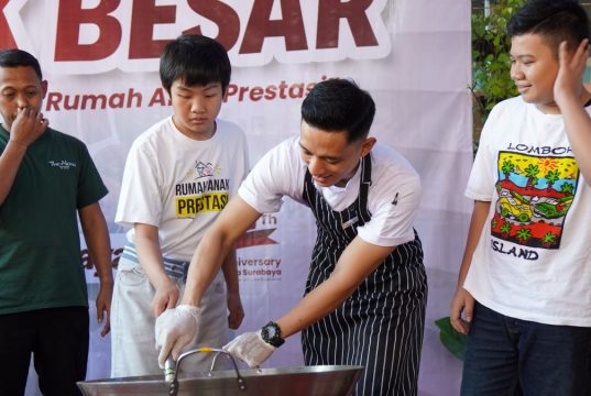 Masak Besar Bersama Anak Disabilitas : The Alana Surabaya Rayakan Anniversary ke-13 dengan Mengusung Nilai Inklusivitas