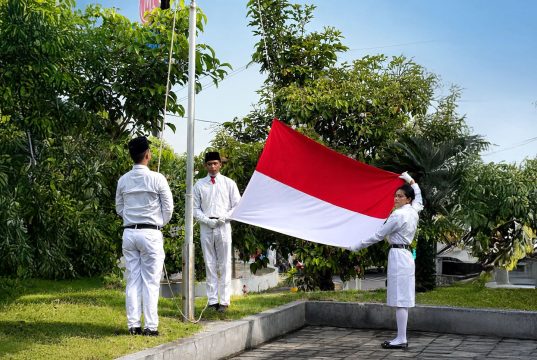 Satu Semangat, Satu Keluarga Hospitality: Midtown Residence Surabaya Rayakan HUT ke-81 Kemerdekaan RI