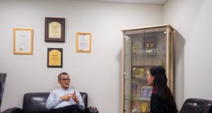 Belajar Langsung dari General Manager, Siswi SMK Negeri 3 Malang Rasakan Sehari Menjadi Hotelier di Atria Hotel Malang