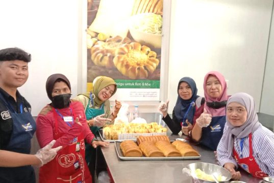 Bogasari Baking Center Latih Puluhan UMKM