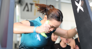 Workout Makin Intens, Ketombe Ikut Kambuh? Dermatologist Jelaskan Kapan Perlu Keramas dan Cara Merawat Scalp