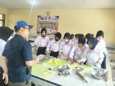 Ratusan Siswa SMKN 3 Kediri Belajar Buat Roti dari Bogasari Baking Center