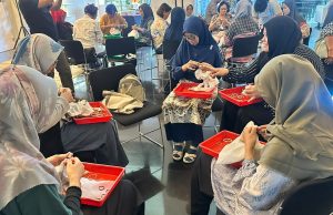 ARTOTEL Grand Prima Surabaya Hadirkan “Shibori Stories”, Padukan Kreativitas Batik dan Aksi Berkelanjutan Lewat The Art of Goodness