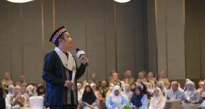 Cinta Dunia Sekedarnya, Cinta Allah Sepenuhnya : Swiss-Belinn Manyar Surabaya Hadirkan Ustadz Maulana dalam Kajian Akbar