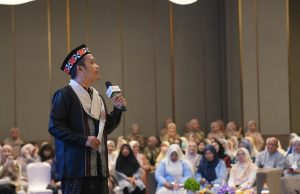 Cinta Dunia Sekedarnya, Cinta Allah Sepenuhnya : Swiss-Belinn Manyar Surabaya Hadirkan Ustadz Maulana dalam Kajian Akbar