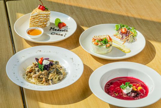 Eastern Culinary: The Southern Hotel Surabaya Bawa Perjalanan Kuliner Rusia ke Meja Makan